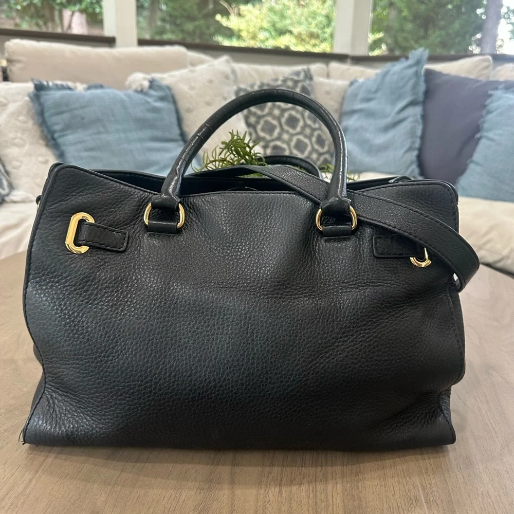 MICHAEL KORS Black Leather East/West Hamilton Tote